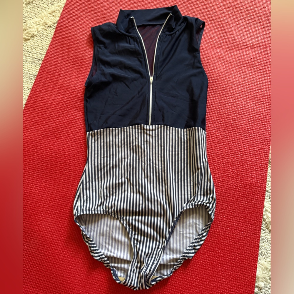Eleve Navy Leotard